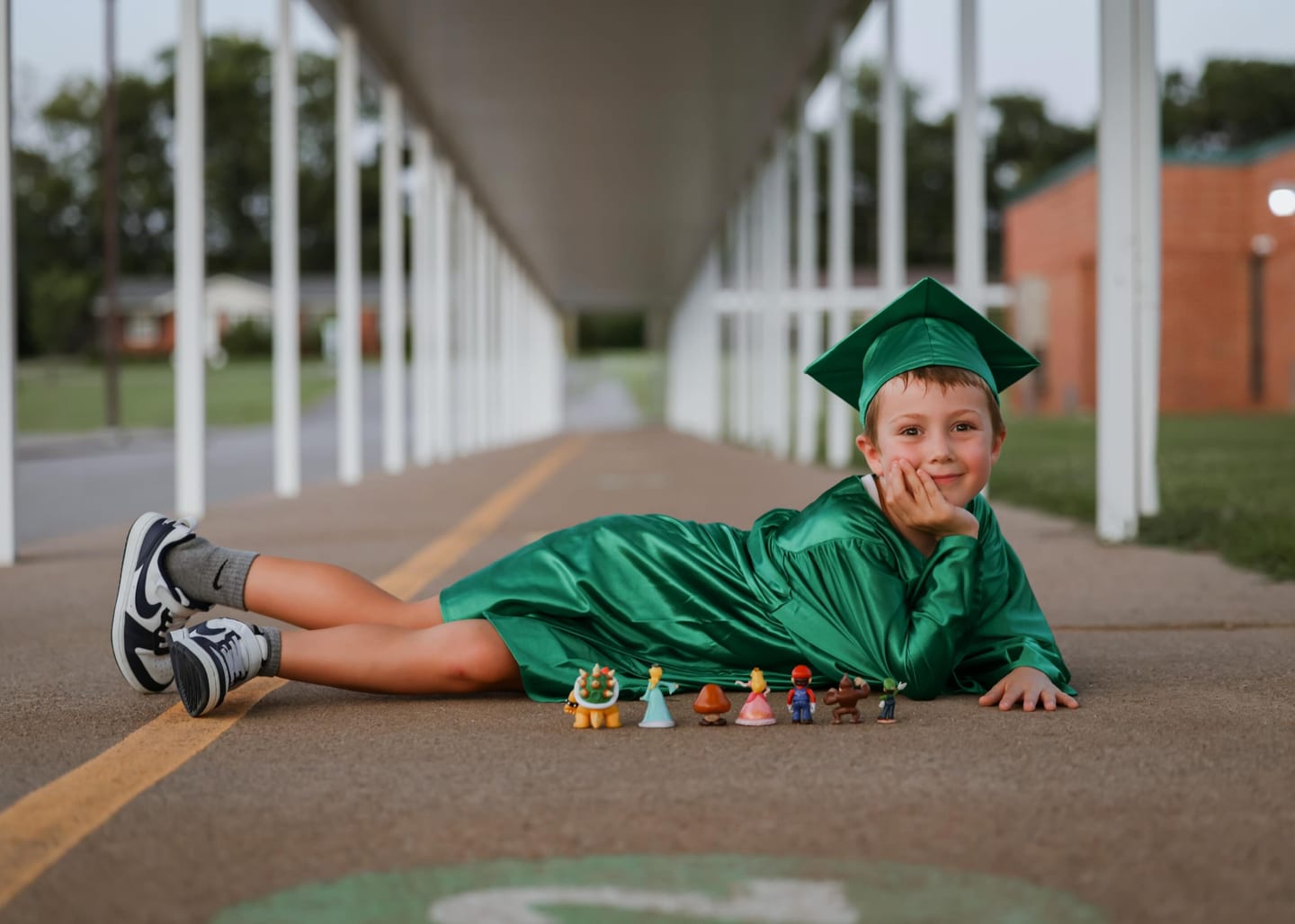 Kinder Cap & Gown session 🎓✨, photo 6 of 8