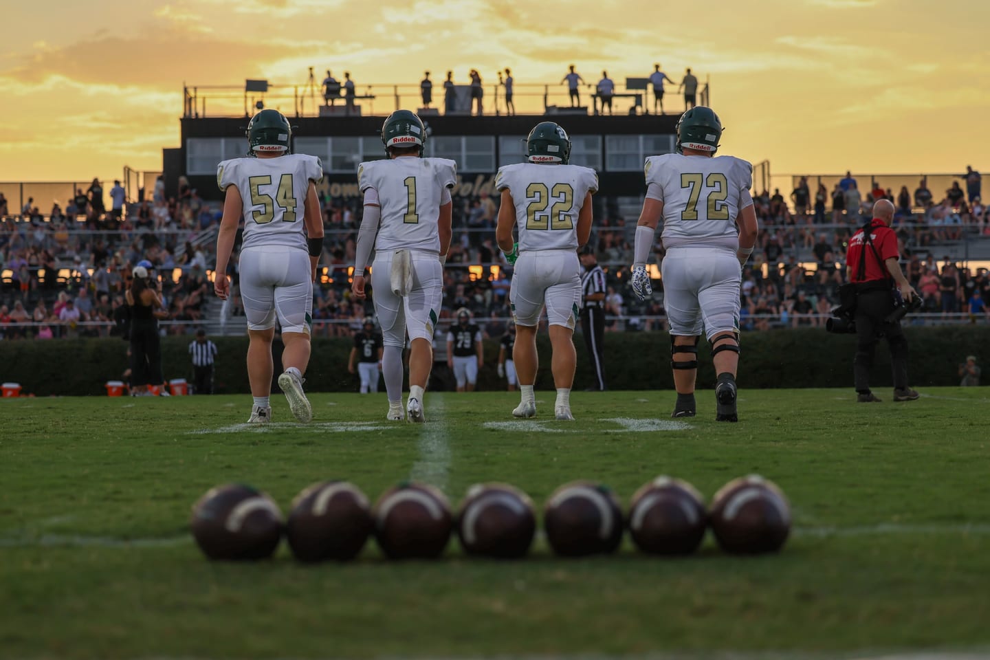 It’s not whether you get knocked down; it’s whether you get back up.

🏈 @friendshipchristianfootball